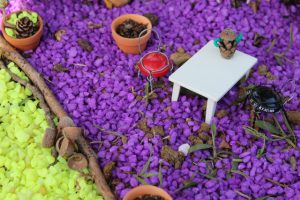 maison-fc3a9e-fee-fairy-garden-home-house-porte-jardin-deco-brico-tuto-diy-jeux-activitc3a9-enfant-imagination-truffaut-loisir-creatif-figurine-schleich-plante-4