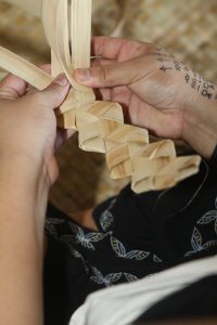 130 - Culture bouge - Atelier tressage 05 - Photo de Miriama Bono - MTI
