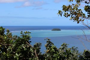 Motu Atara vue du sentier Te-Ara-Hiti-Ni'a