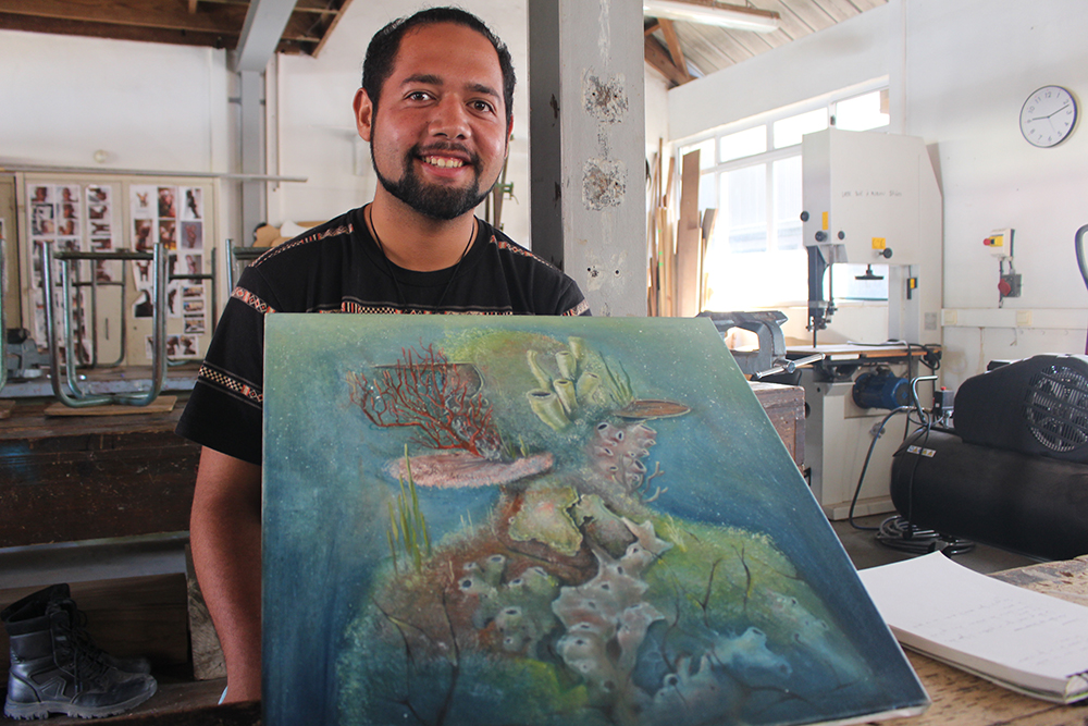 Hiro'a CMA-corail Keanu Hikutini